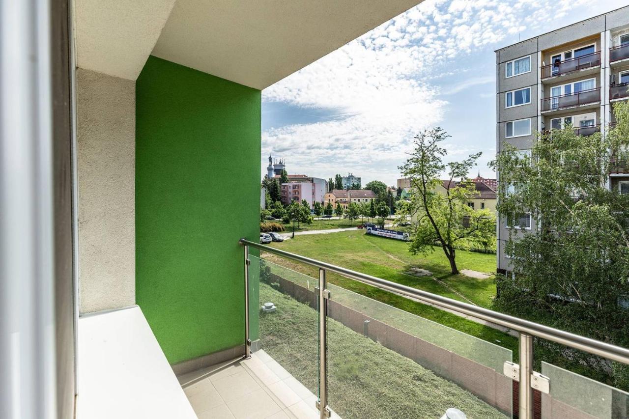Hotel Krystal Hodonín المظهر الخارجي الصورة